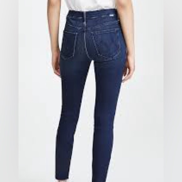 MOTHER The Looker Ankle Fray in So Good Mid Rise Jeans Women's size 30 - Picture 1 of 6